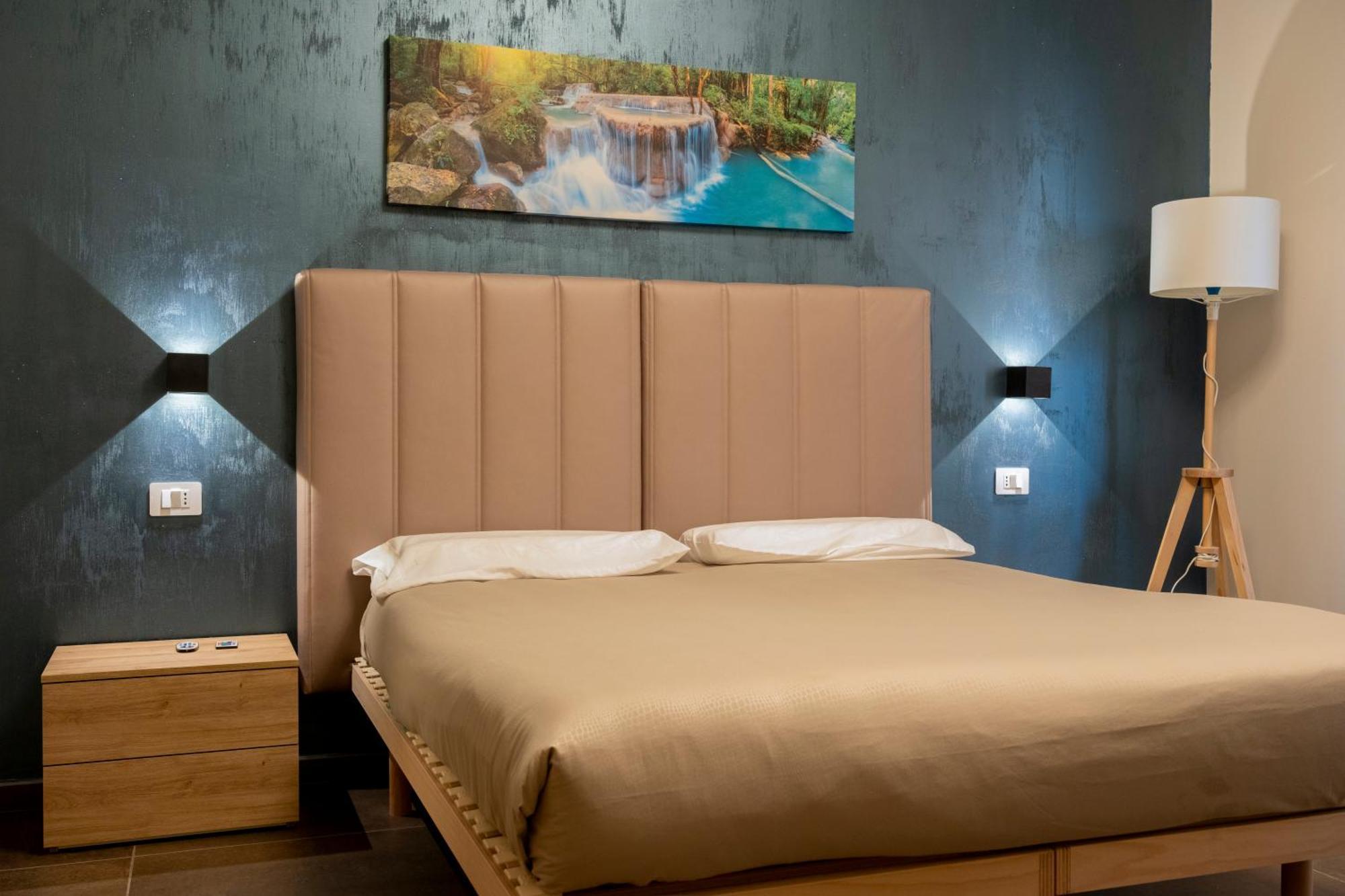 Russ0 Rooms カタンザーロ エクステリア 写真
